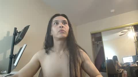 Snapshot of siennalilbunnykate chatting on December 12, 7:08 am Nicole Zelaya Ferrati  Niky Ferrati online show from December 12, 7:08 am