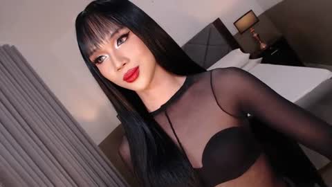 Sienna online show from June 29, 5:13 pm