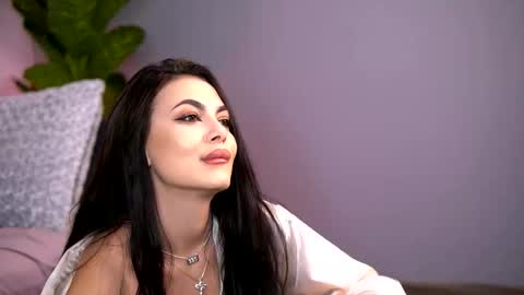 Maria online show from December 3, 11:52 am