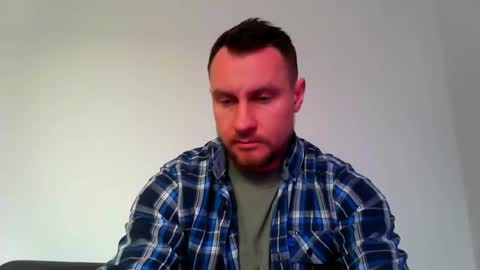 Snapshot of siggurd7one chatting on February 9, 9:26 am Orlando online show from February 9, 9:26 am