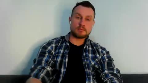 Snapshot of siggurd7one chatting on February 28, 11:03 am Orlando online show from February 28, 11:03 am