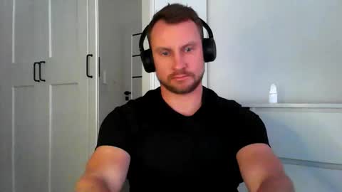 Snapshot of siggurd7one chatting on September 17, 3:35 pm Orlando online show from September 17, 3:35 pm