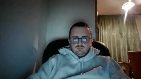 Snapshot of sigmask chatting on January 17, 5:51 pm Sigmask online show from January 17, 5:51 pm