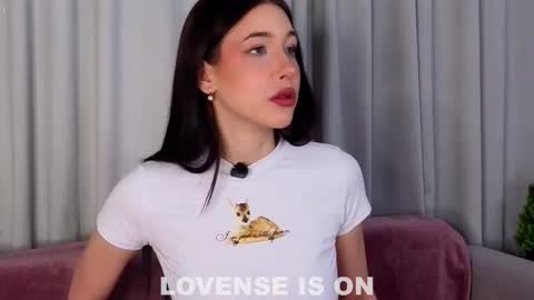 Snapshot of signehinz chatting on February 12, 11:05 am Eva online show from February 12, 11:05 am