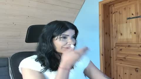 siirena online show from April 7, 8:48 am