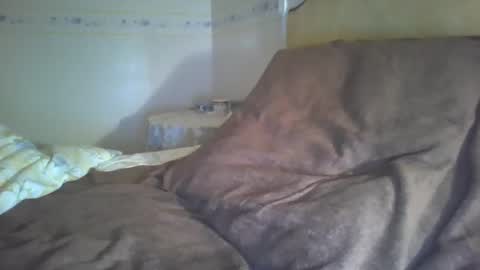 Snapshot of silence700 chatting on December 21, 10:40 pm John online show from December 21, 10:40 pm