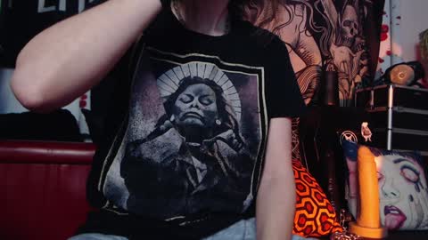 Allmylinkssilentmary666 online show from February 1, 1:42 pm