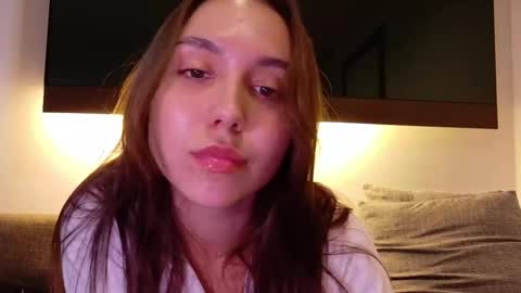 You fav Miss Si online show from October 27, 11:14 am