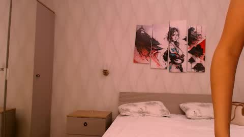 silk_ann online show from November 28, 4:48 am