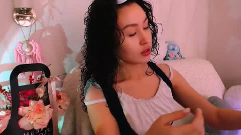 silk_ann online show from February 5, 6:51 am