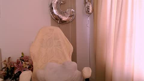 silk_ann online show from March 9, 8:07 am