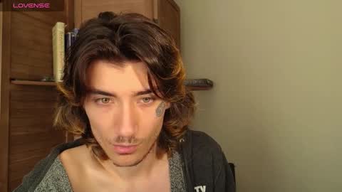 Snapshot of silly_cybin chatting on February 11, 6:57 pm cybin online show from February 11, 6:57 pm