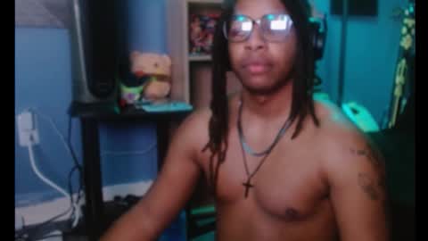 Sillyboi34 online show from January 19, 2:21 pm