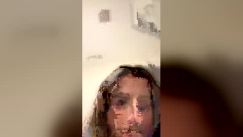 Snapshot of sillyme789888 chatting on May 30, 4:04 pm sillyme789888 online show from May 30, 4:04 pm