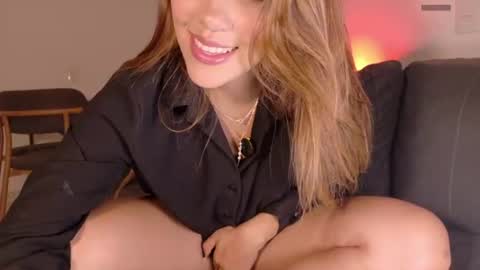 Snapshot of silvana249 chatting on July 11, 12:24 am silavna249 online show from July 11, 12:24 am