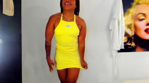 Snapshot of silvannafit chatting on May 2, 10:09 am Silvana Fit online show from May 2, 10:09 am