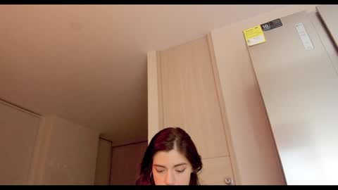 Snapshot of silverhase1 chatting on January 13, 2:18 am silverhase1 online show from January 13, 2:18 am