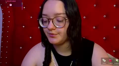 silvia_ls online show from December 18, 10:38 pm