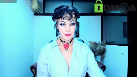 Silvia Wallec online show from February 15, 12:43 pm