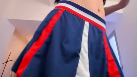 Wendy help me get get 69 likes  online show from November 16, 7:14 am