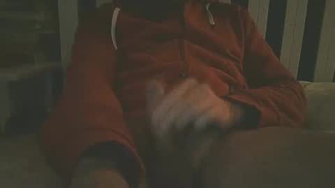 Snapshot of simeone1324 chatting on January 1, 2:20 pm simeone1324 online show from January 1, 2:20 pm