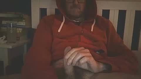 Snapshot of simeone1324 chatting on February 6, 1:10 pm simeone1324 online show from February 6, 1:10 pm