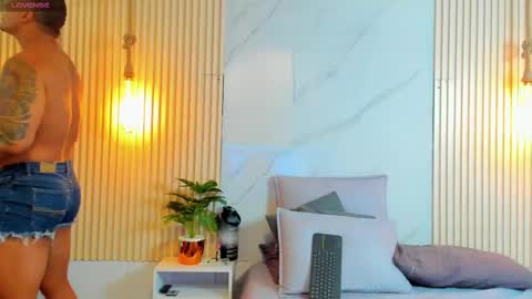 simeone_panda online show from February 11, 6:22 pm