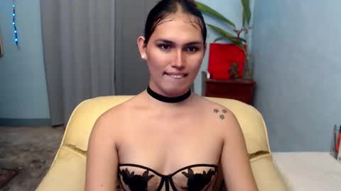 Snapshot of simisonova69 chatting on February 11, 12:10 pm Simi online show from February 11, 12:10 pm