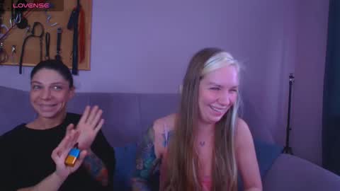 simona_moonshine online show from November 24, 9:20 am