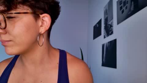 Sim. online show from November 7, 5:13 pm