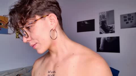 Sim. online show from November 24, 4:18 pm