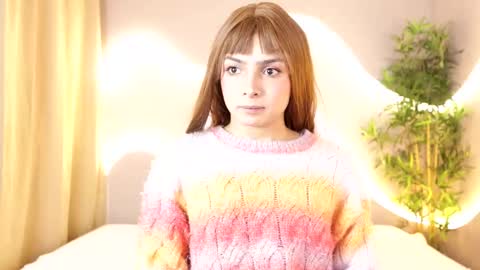 simone_sky online show from February 13, 1:07 pm