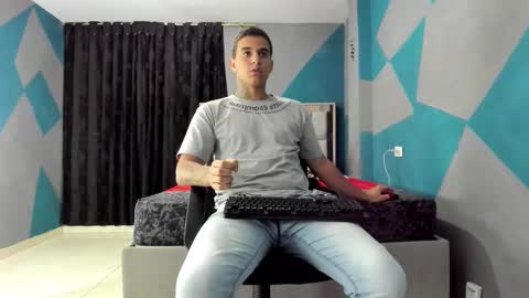 SIMON KELER online show from January 31, 4:03 am