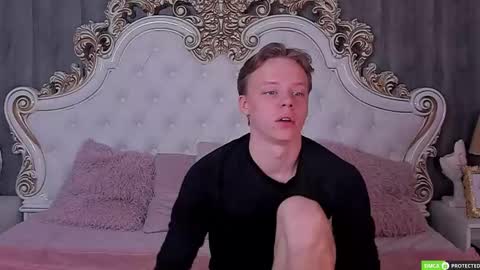 Simon online show from March 5, 8:43 am