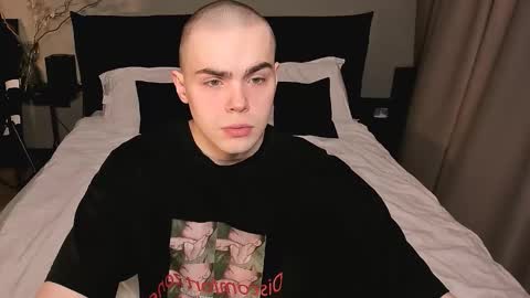 Simon online show from January 17, 9:51 pm