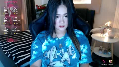 Adrianna Fowler online show from November 7, 2:11 am