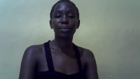 simplyloy33 online show from June 29, 10:37 am
