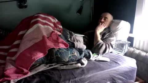 Snapshot of simplyminded chatting on February 24, 12:14 pm simplyminded online show from February 24, 12:14 pm