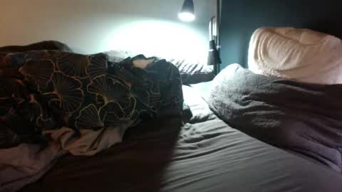 Snapshot of simplyminded chatting on February 28, 9:21 am simplyminded online show from February 28, 9:21 am