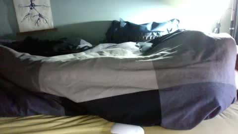 Snapshot of simplyminded chatting on March 18, 9:01 am simplyminded online show from March 18, 9:01 am