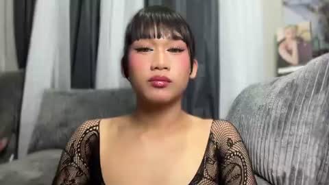 Kylie online show from June 19, 11:36 am