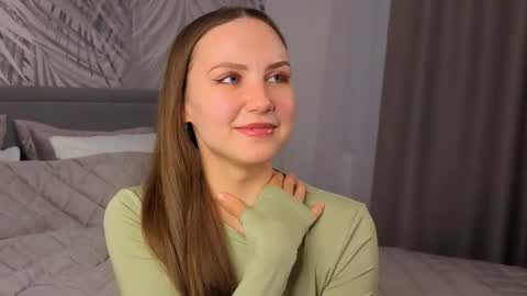 Zoe online show from February 24, 4:10 am