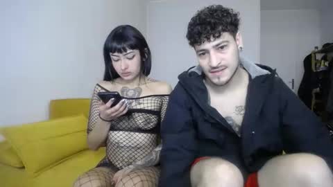 Snapshot of simur_sahso chatting on November 21, 10:14 am Sofi wed. - sat. 11am - 11 pm and Santi with Sofi sun.. - tue. 11 am - 5 pm europe online show from November 21, 10:14 am