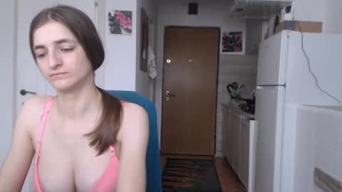 simyhvn online show from February 7, 8:11 am