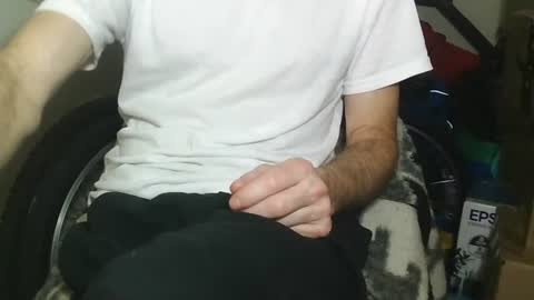 Snapshot of sincity98 chatting on January 9, 7:44 am sinner online show from January 9, 7:44 am