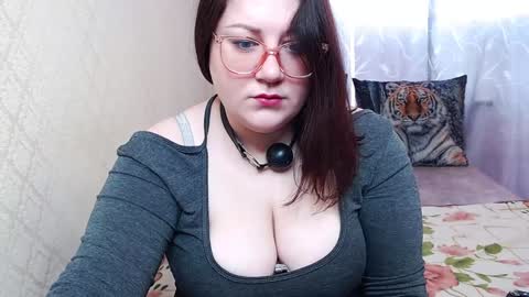 Snapshot of sindyjenice chatting on January 23, 5:35 am Angela online show from January 23, 5:35 am