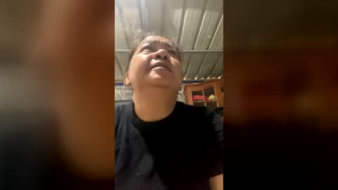 sinfullwife6969 online show from June 28, 3:45 am