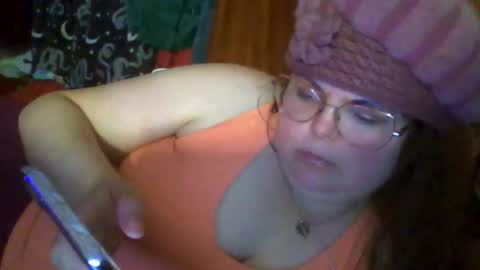 Siofra online show from May 29, 3:37 am