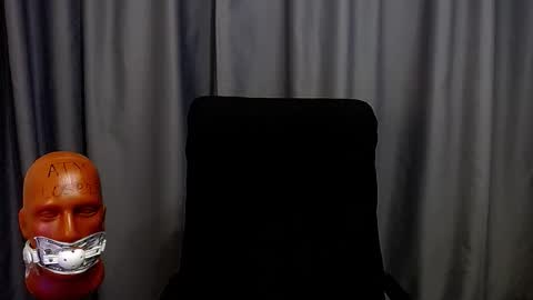 Sir Damien online show from November 2, 9:06 pm