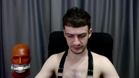 Sir Damien online show from April 8, 8:42 pm